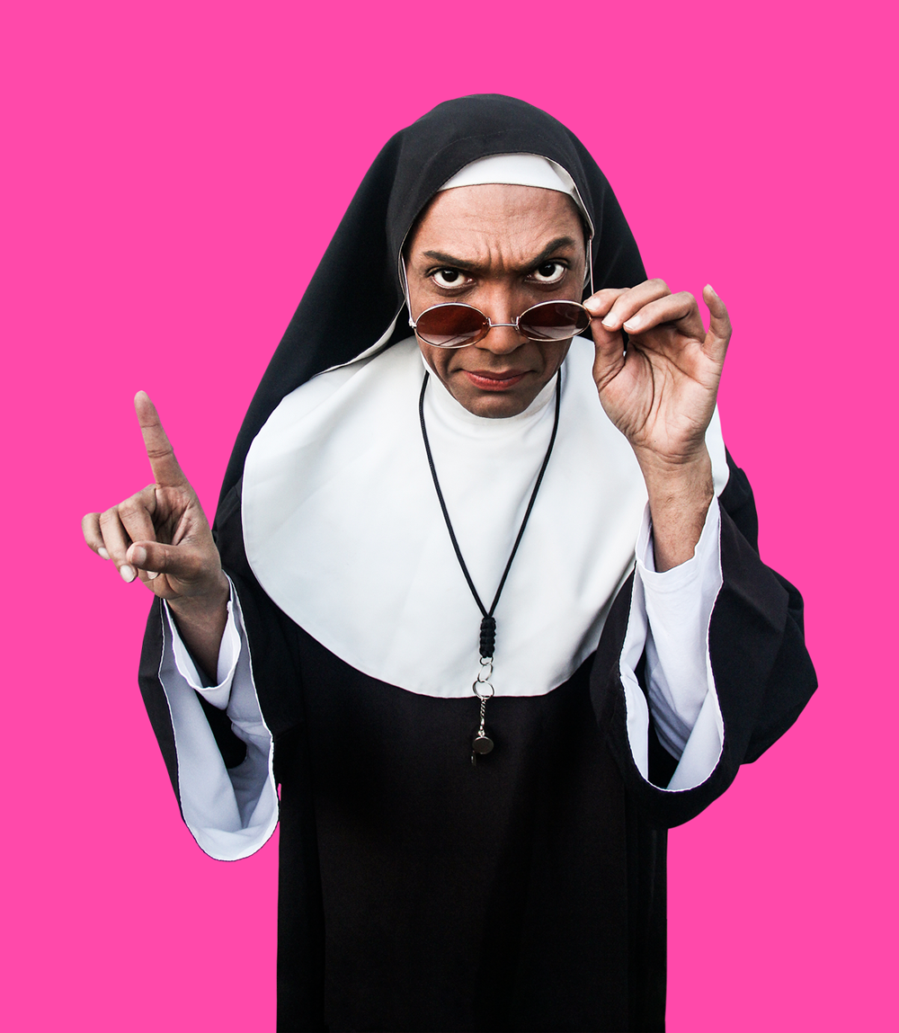 Comédia “Nunca Fui Santa” retorna a BH com sátira irreverente sobre catecismo, pecado e bem-aventuranças 2 Comédia “Nunca Fui Santa” retorna a BH com sátira irreverente sobre catecismo, pecado e bem-aventuranças 1