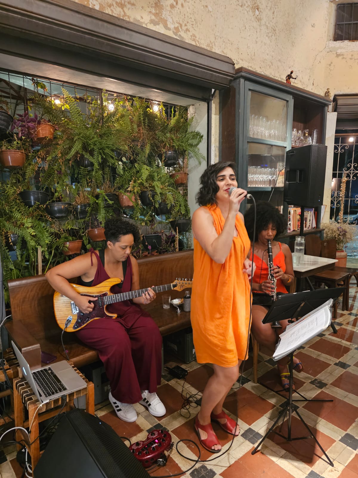 Noite francesa na Cozinha Santo Antônio celebra a Queda da Bastilha com tributo a Serge Gainsbourg 1
