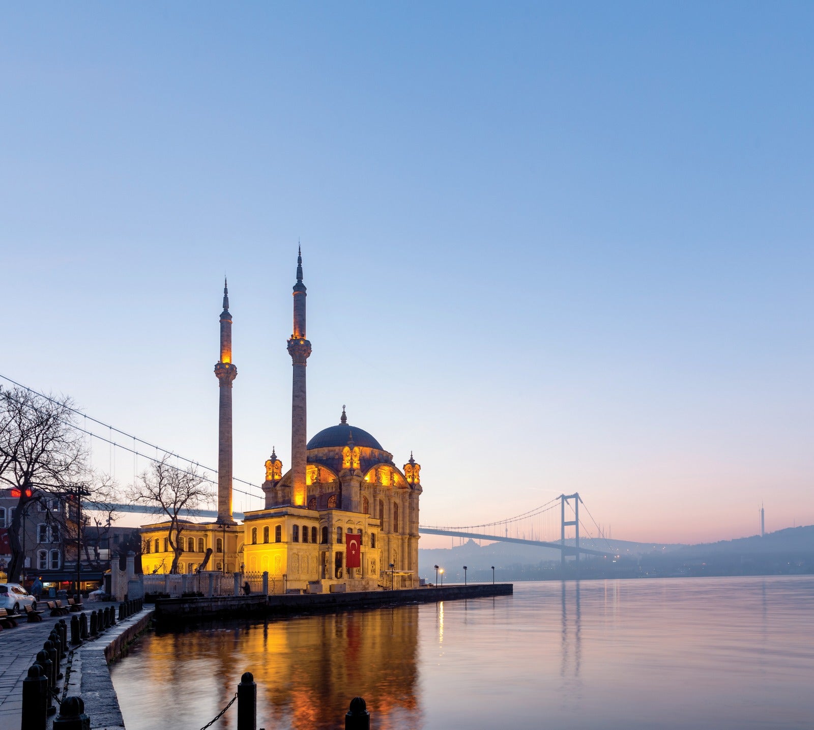 Turkish Airlines lança campanha Friday Flyday no Brasil 2 Turkish Airlines lança campanha Friday Flyday no Brasil 1