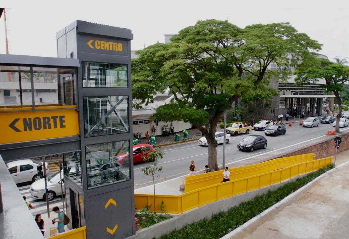 Aena e Prefeitura de São Paulo firmam acordo para gestão da passarela em frente ao Aeroporto de Congonhas 1