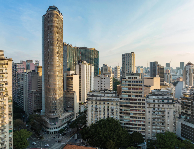 Seis décadas depois de marcar o skyline paulistano, o Edifício Itália volta ao protagonismo e se torna ícone da revitalização do Centro de São Paulo
