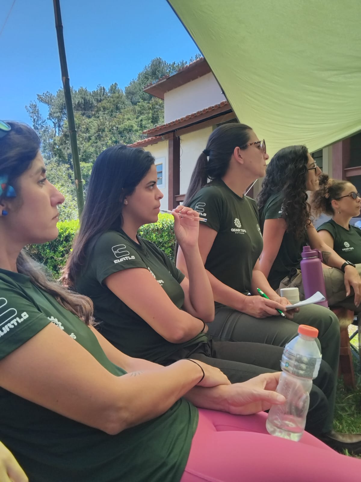 Grupo formado por mulheres participou de capacitação sobre mínimo impacto ambiental na Serra da Mantiqueira 1