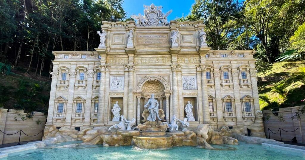 Onde ficar para conhecer a Fontana di Trevi de Serra Negra 4 Onde ficar para conhecer a Fontana di Trevi de Serra Negra 3