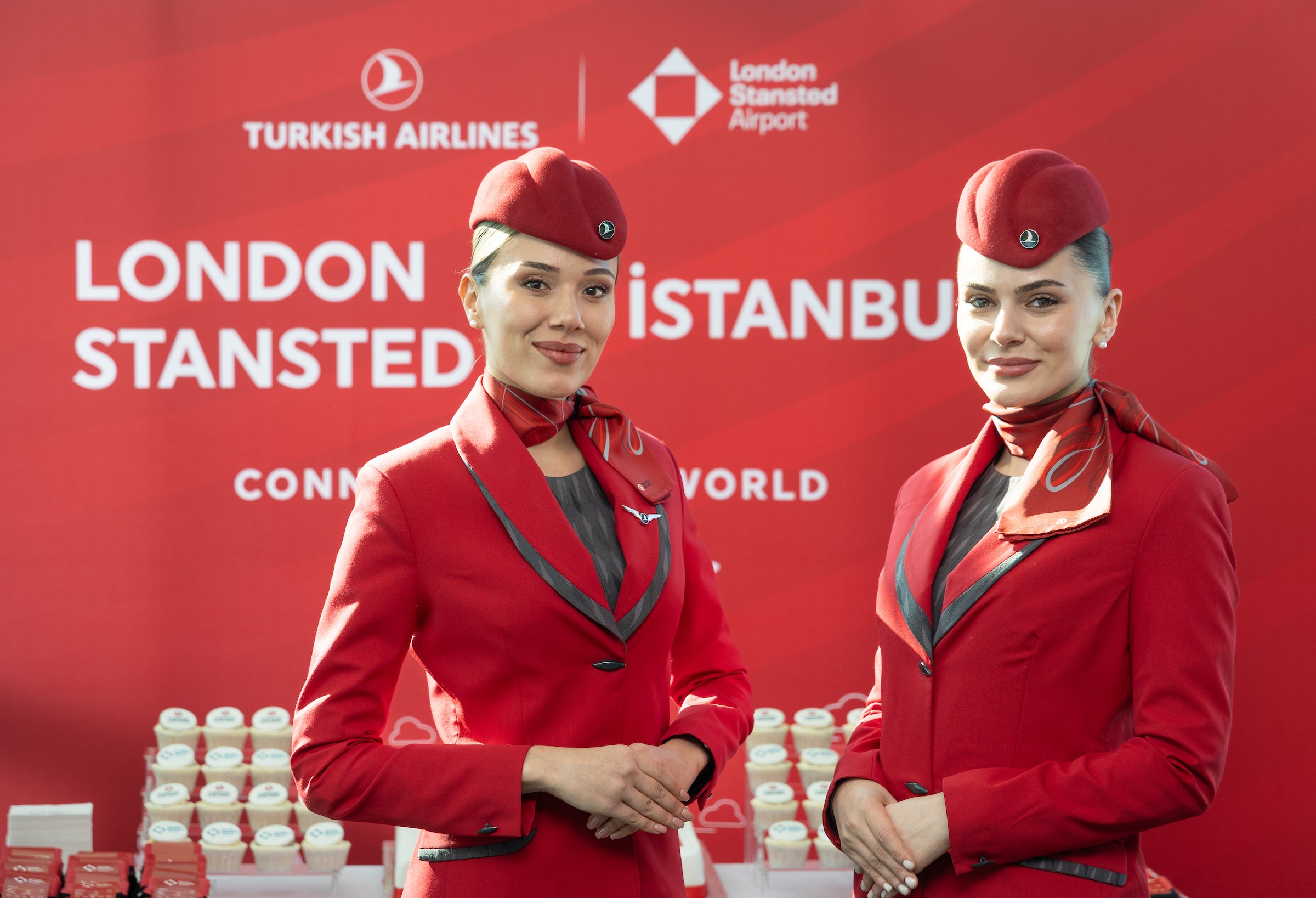 Turkish Airlines adiciona Stansted como terceiro aeroporto em Londres 2 Turkish Airlines adiciona Stansted como terceiro aeroporto em Londres 1