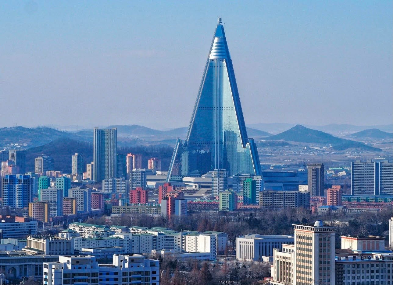 Pyongyang em artigo sobre turismo na Coreia do Norte
