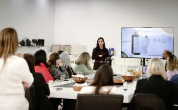 Harus recebe Grupo Mulheres do Brasil em Franca 3 Grupo Mulheres do Brasil em Franca durante visita à fábrica da Harus