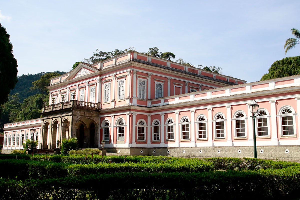 Museu Imperial de Petrópolis preserva a monarquia 1 Museu Imperial de Petrópolis, antiga residência de verão de D. Pedro II
