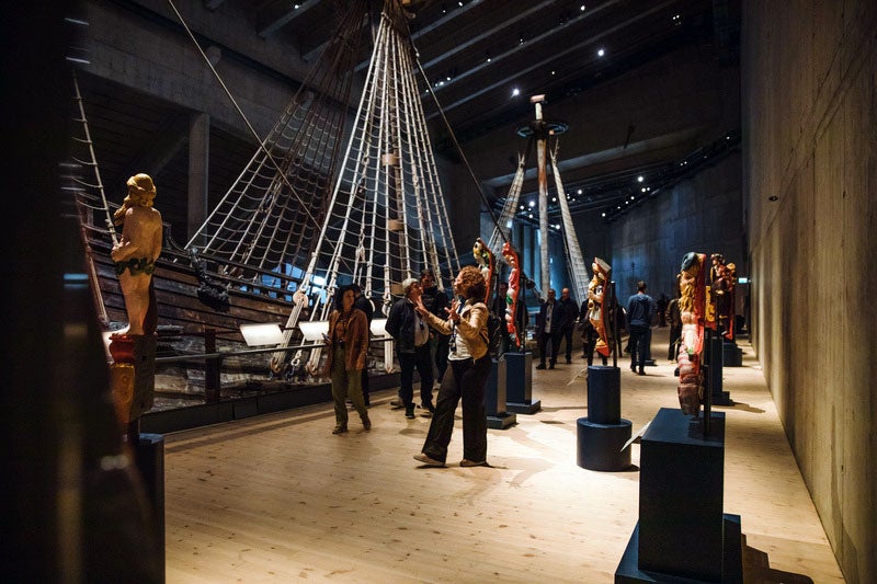 Museus e desenvolvimento profissional: lições para líderes 1 Museus e desenvolvimento profissional em visita guiada ao Museu Vasa, em Estocolmo