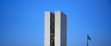 MOBILIZAÇÃO EM BRASÍLIA: PREFEITOS MINEIROS QUEREM BARRAR PAUTAS BOMBA E APROVAR ADICIONAL DO FPM 5
