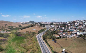 Pão de queijo na BR-040 entre Belo Horizonte e Juiz de Fora