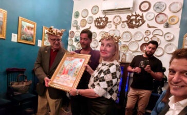 David Faria homenageia Suely Calais e Antônio Claret Guerra durante evento no Ajê Bistrô