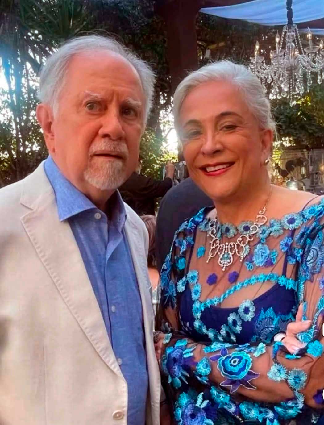 Casamento de Maria Elvira e Marcelo Abi Saber na Casa dos Anjos, na Pampulha